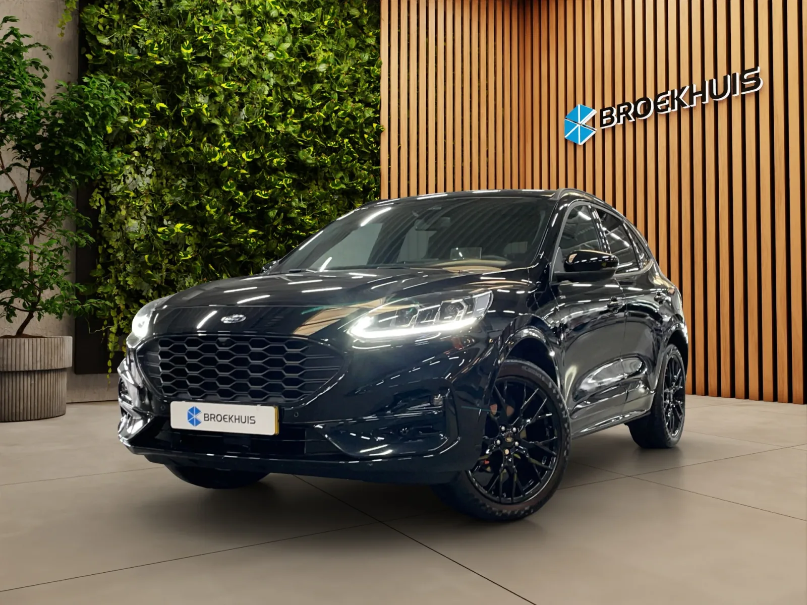 Ford Kuga (2023) — foto 1