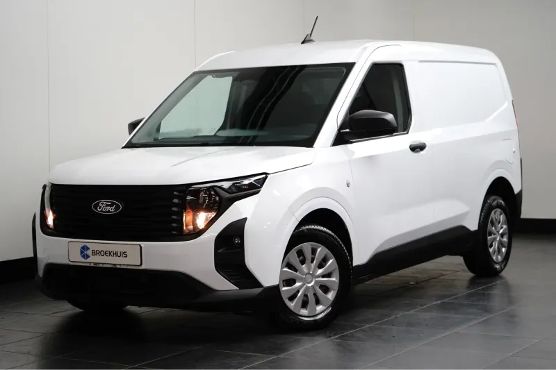 Ford Transit Courier (2024)