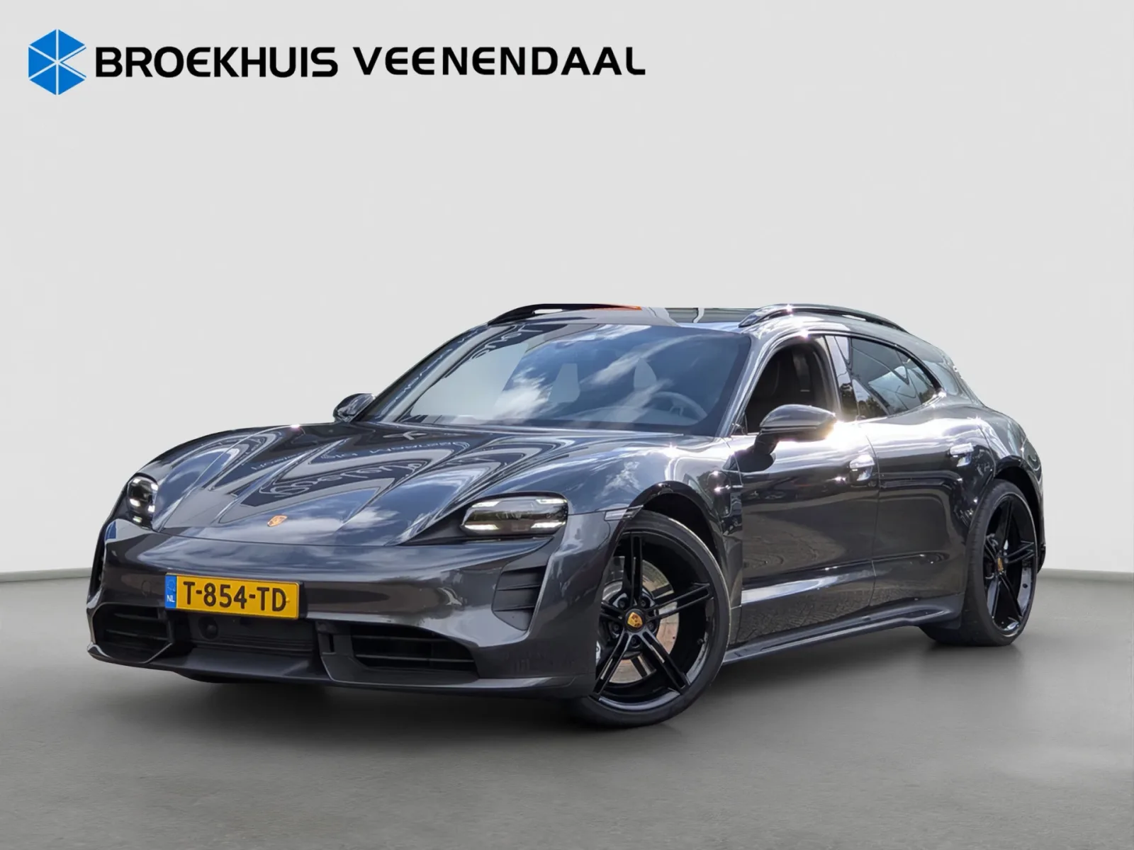 Porsche Taycan Sport Turismo (2023) — foto 1