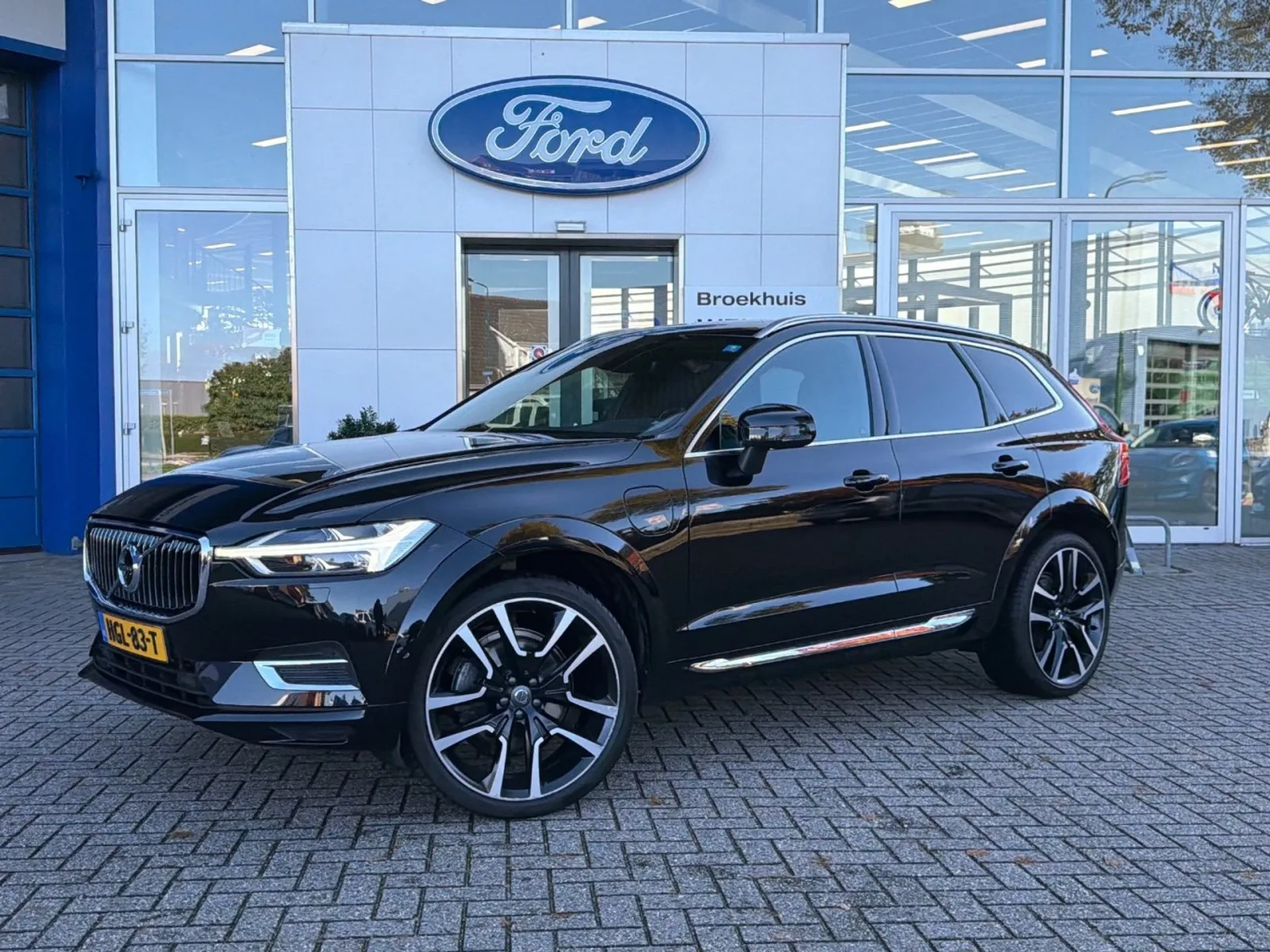 Volvo XC60 (2019) — foto 1