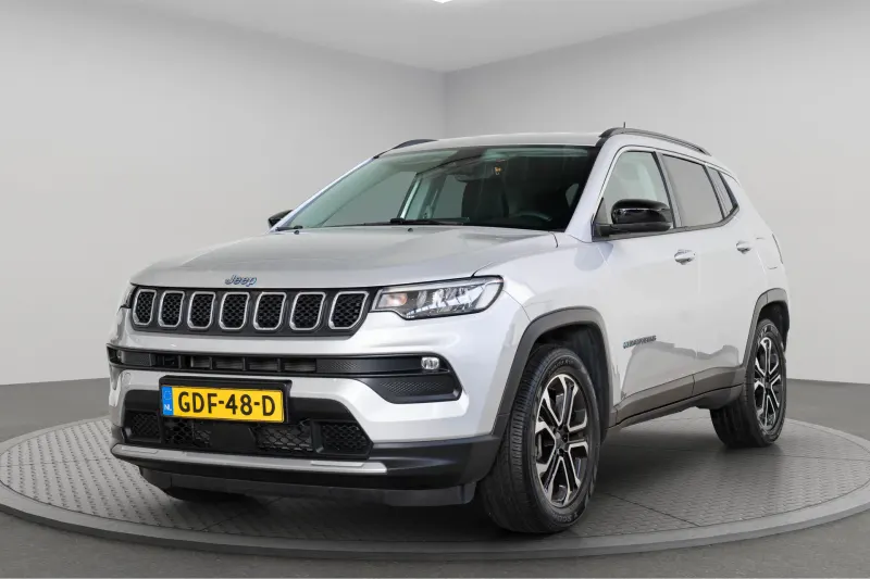 Jeep Compass (2023)