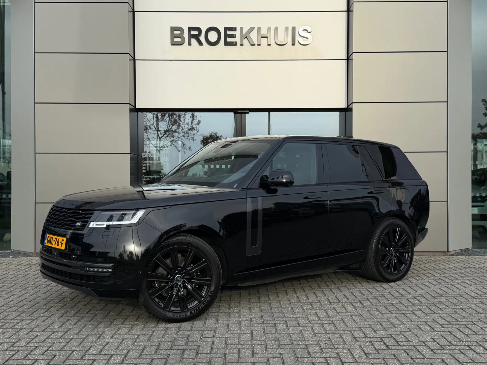 Land Rover Range Rover (2024) — foto 1
