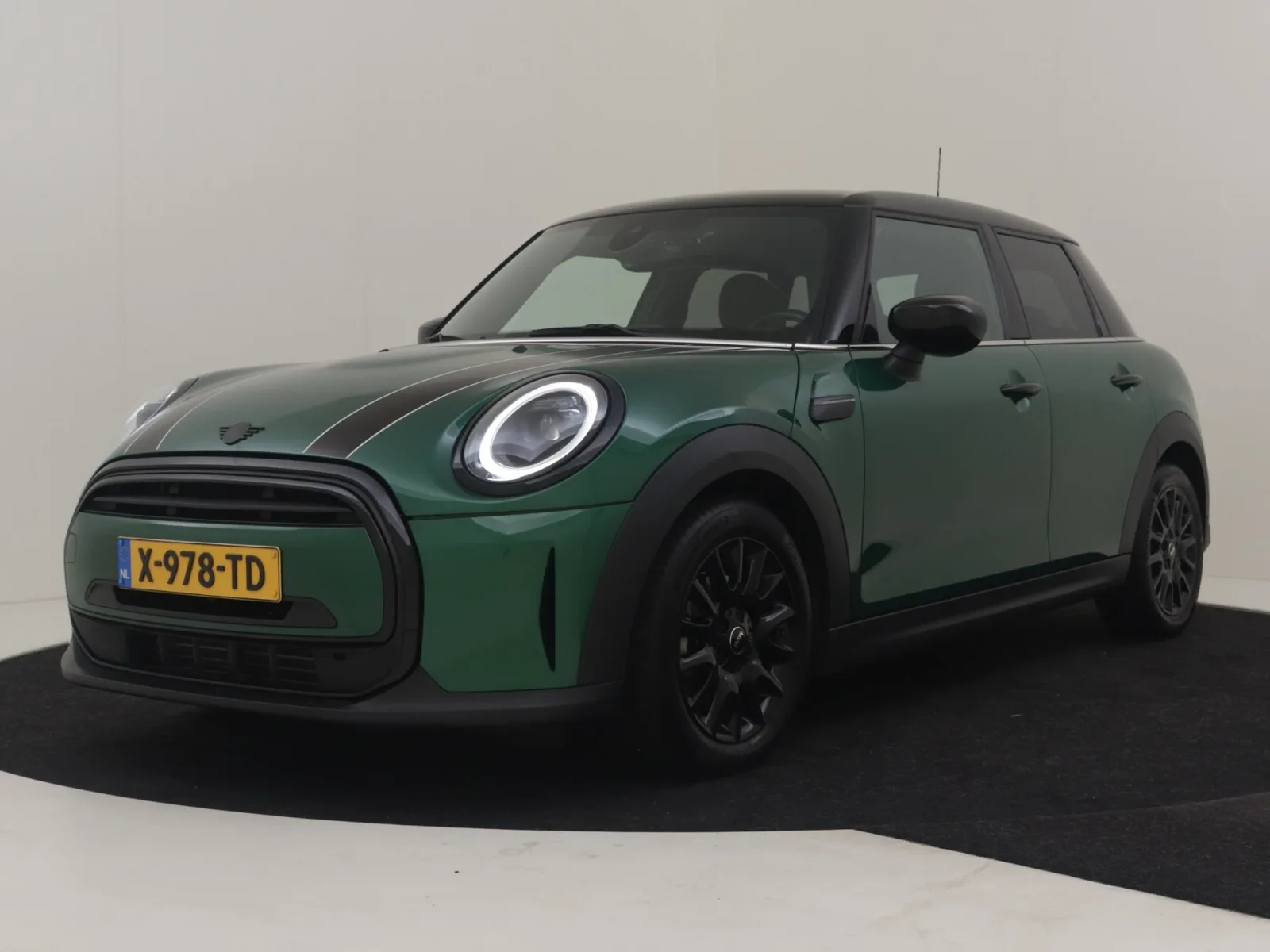 MINI Cooper (2024) — foto 1