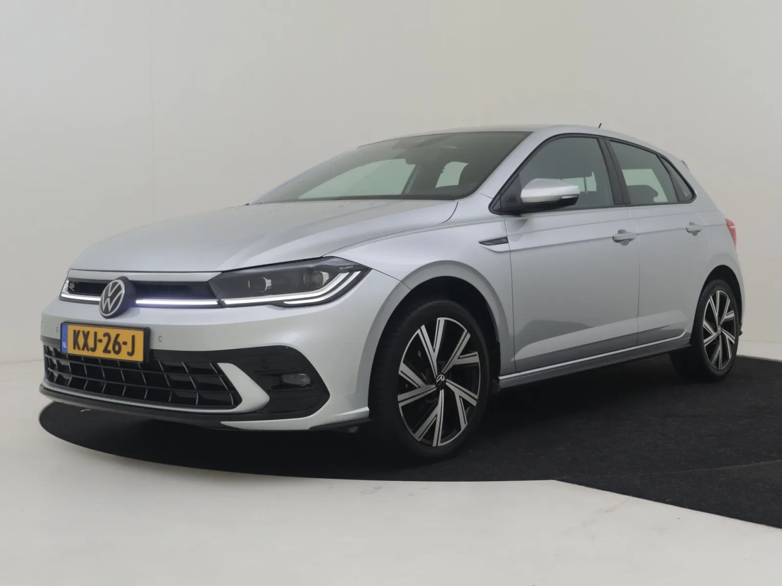 Volkswagen Polo (2024) — foto 1