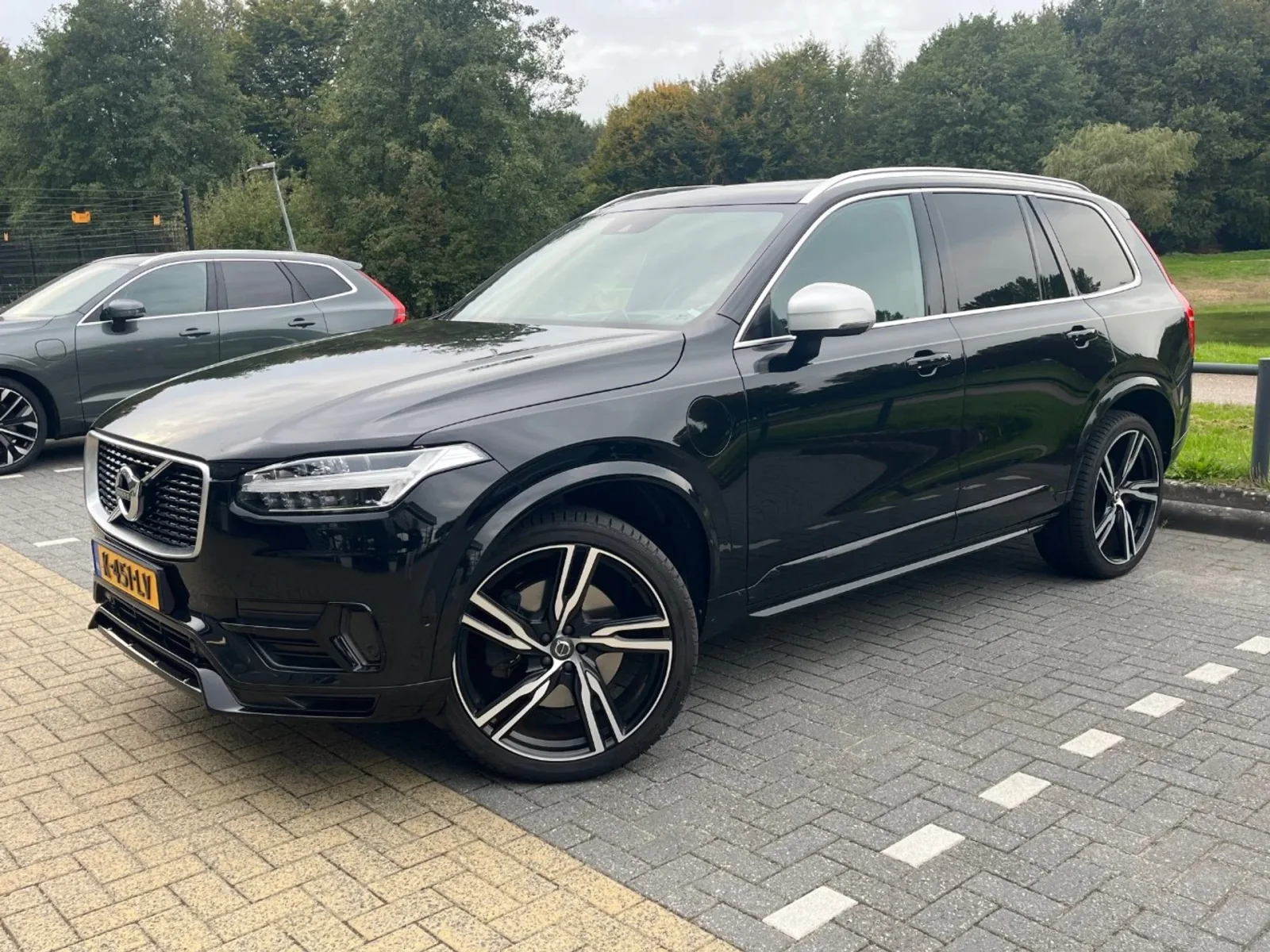 Volvo XC90 (2017) — foto 1
