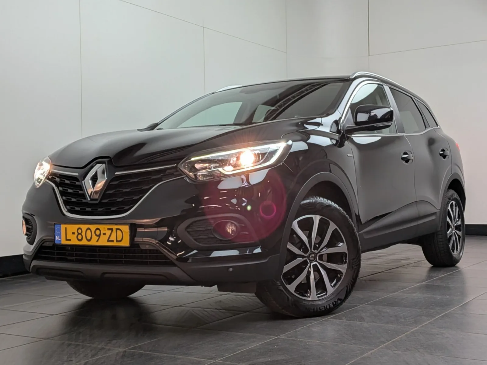 Renault Kadjar (2021) — foto 1