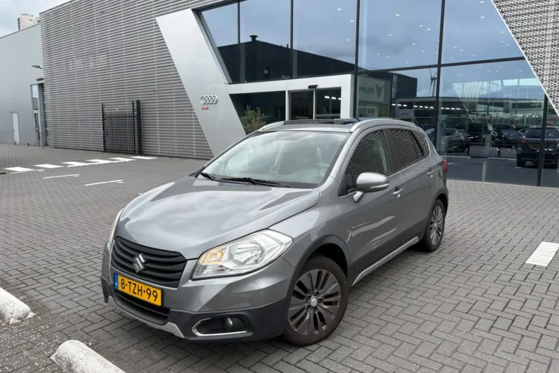 Suzuki SX4 S-Cross (2014)