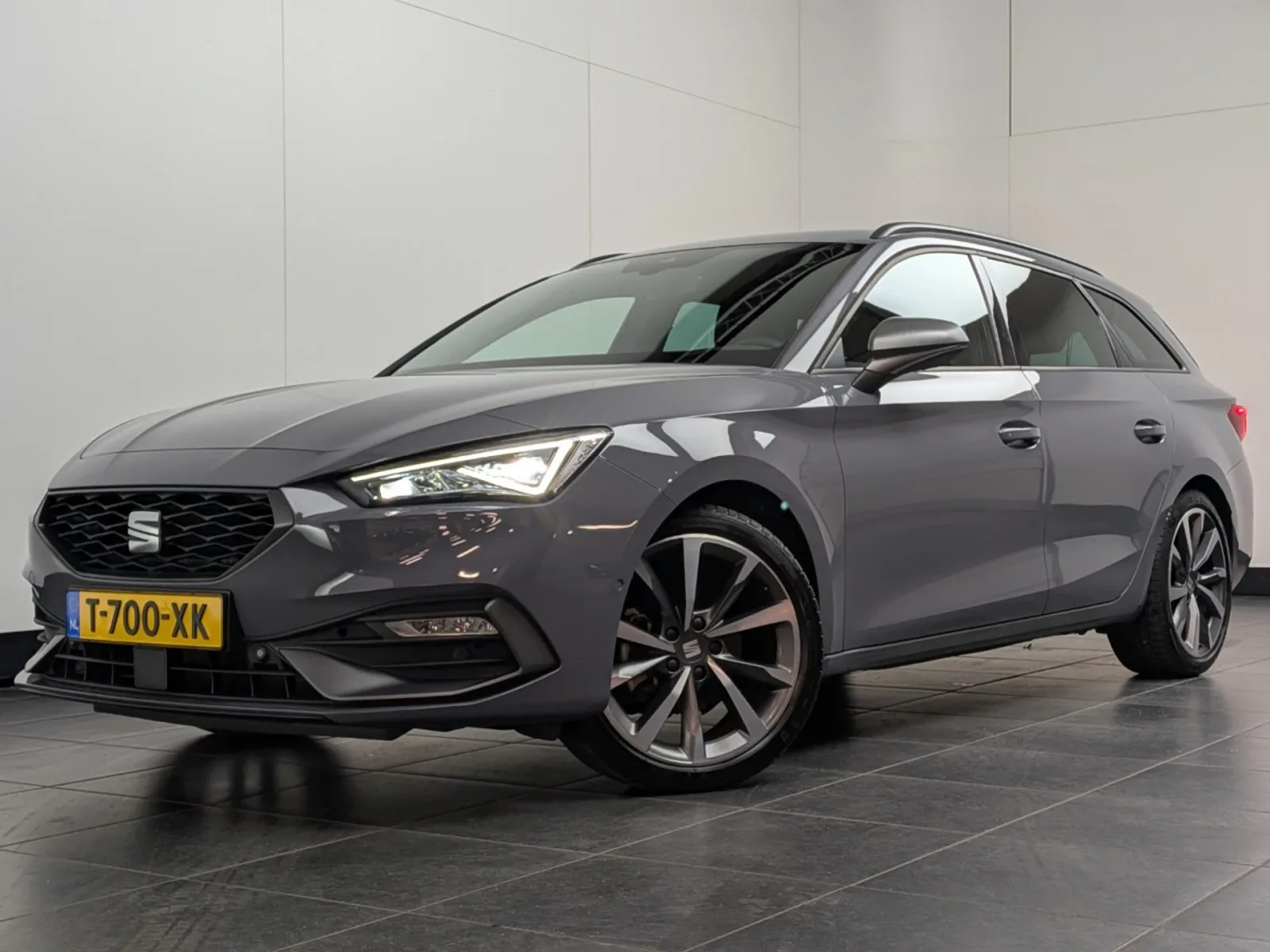 SEAT Leon Sportstourer (2023) — foto 1