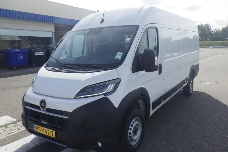 Opel Movano-e (2025)