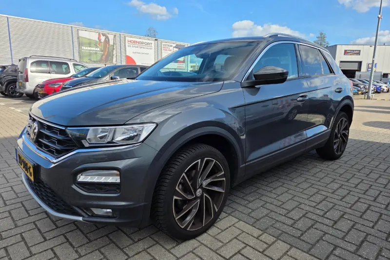 Volkswagen T-Roc (2019)