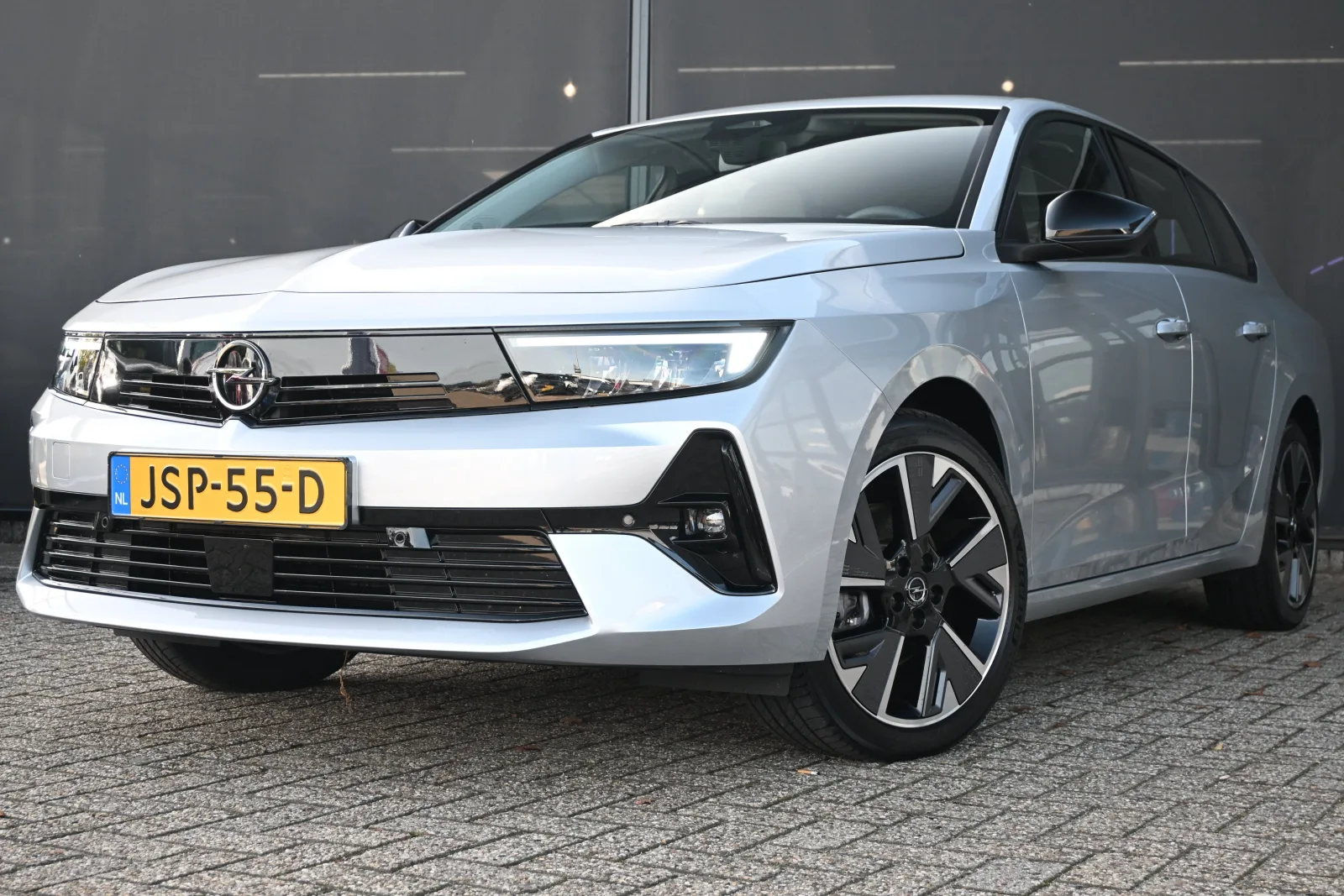 Opel Astra (2025) — foto 1