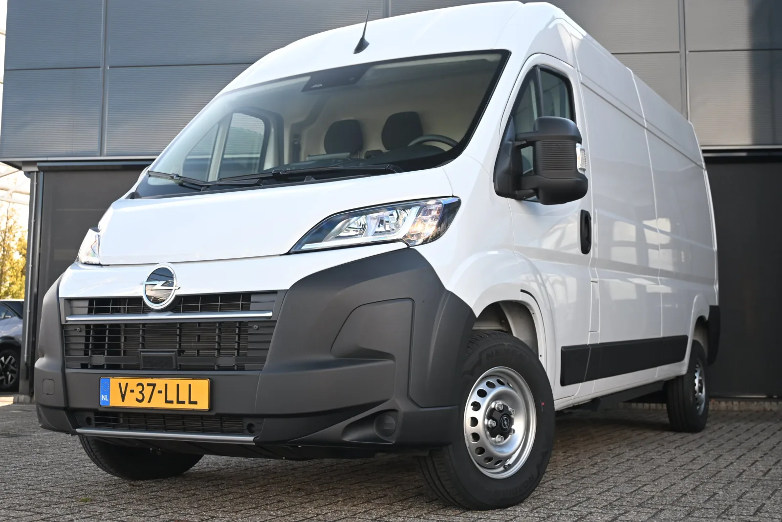 Opel Movano-e (2025) — foto 1