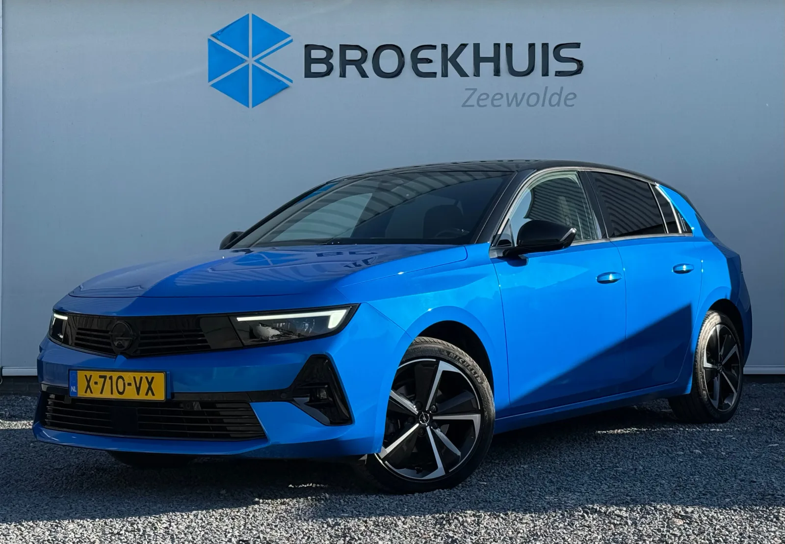 Opel Astra (2024) — foto 1