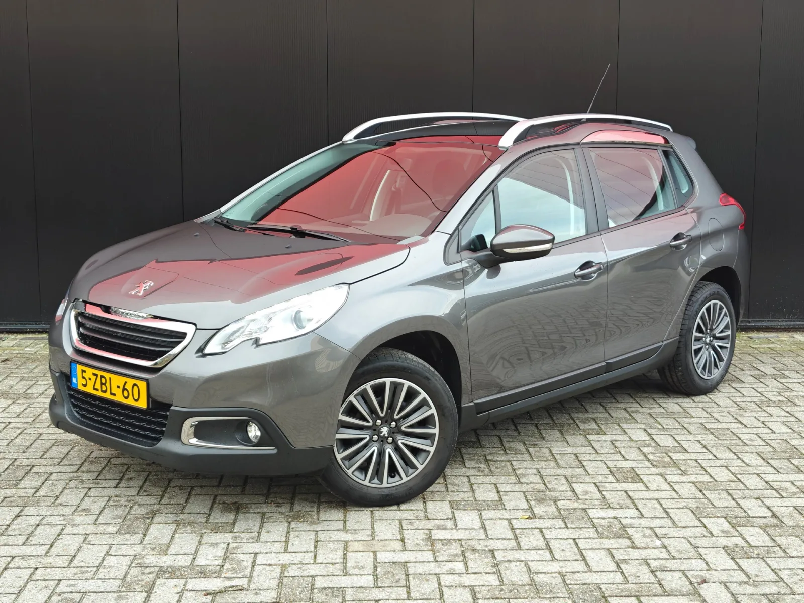 Peugeot 2008 (2014) — foto 1