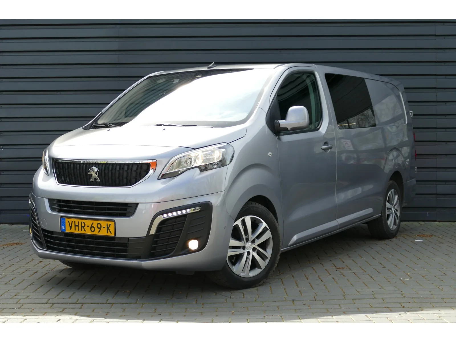 Peugeot Expert (2020) — foto 1