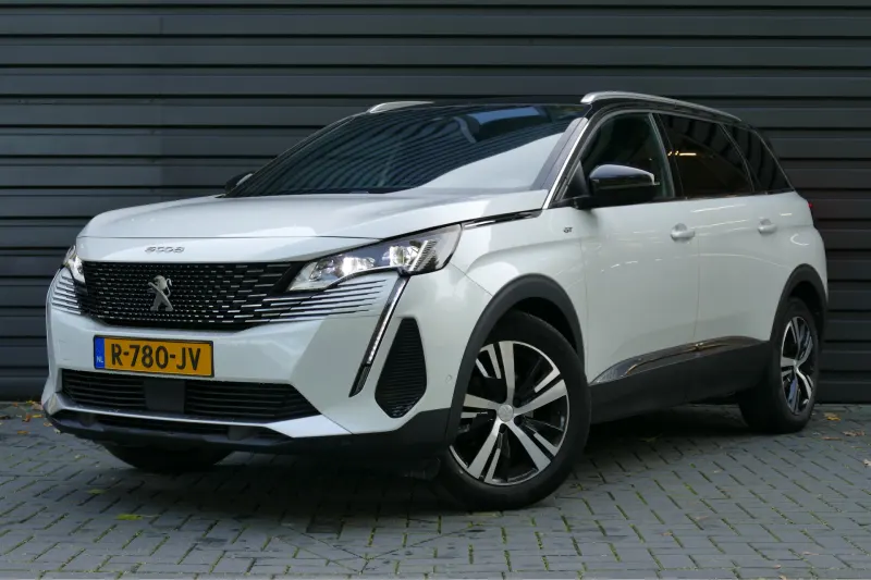 Peugeot 5008 (2022)