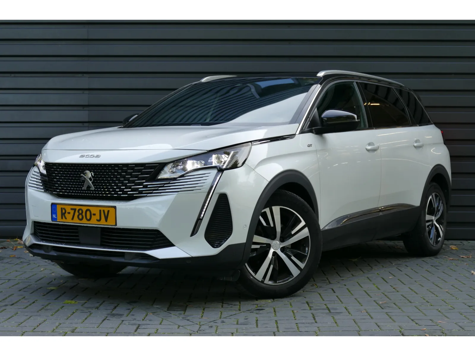 Peugeot 5008 (2022) — foto 1