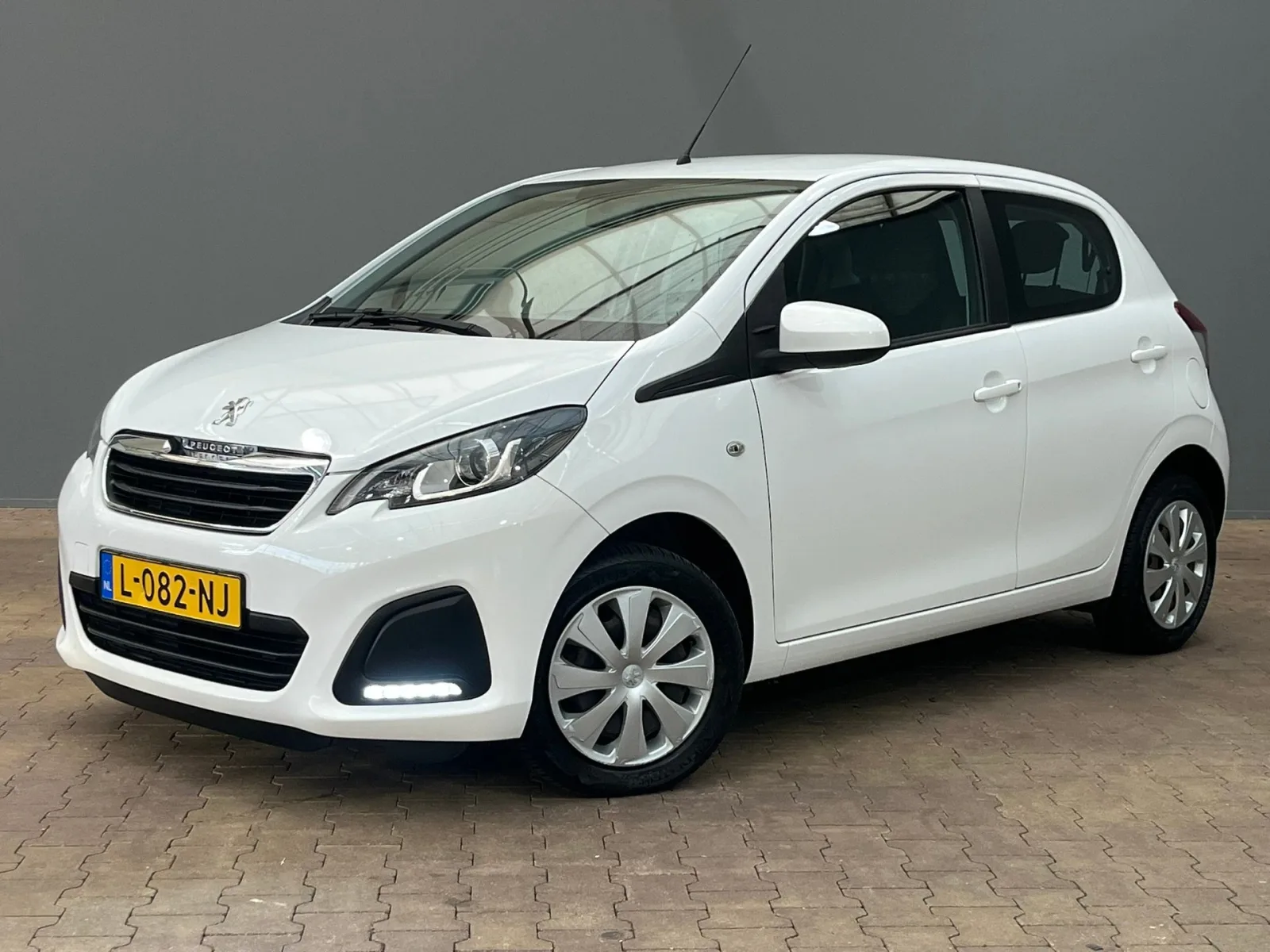 Peugeot 108 (2021) — foto 1