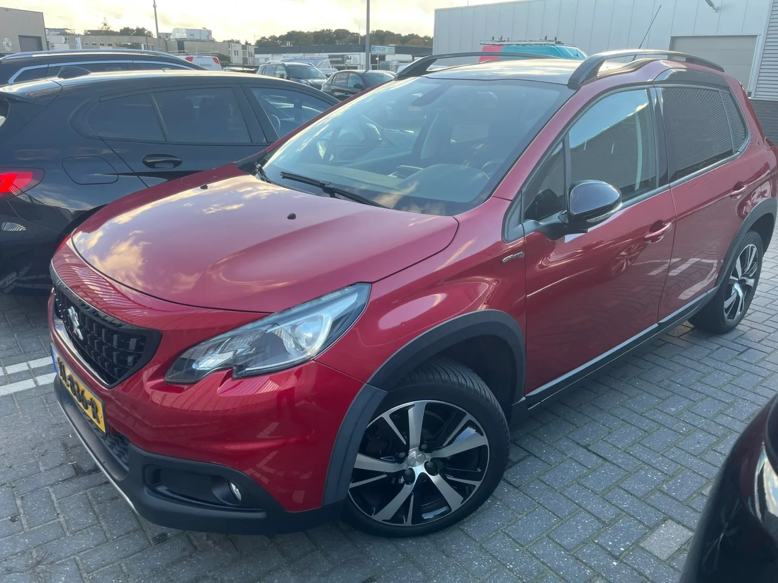 Peugeot 2008 (2019) — foto 1