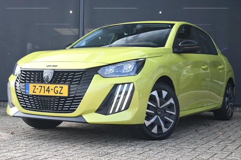 Peugeot e-208 (2024)
