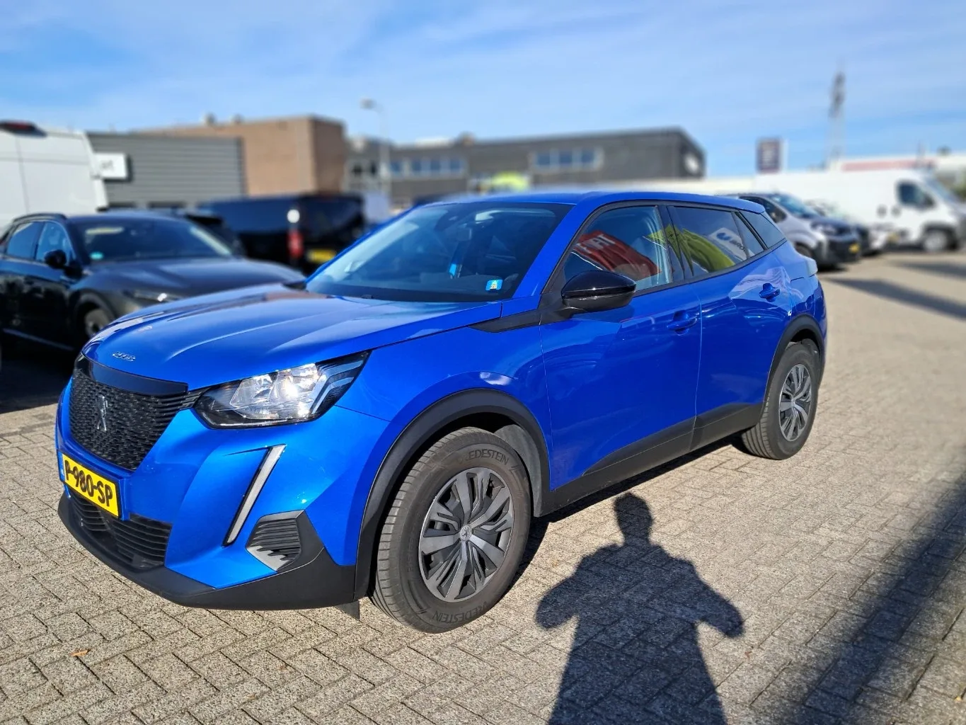 Peugeot 2008 (2022) — foto 1