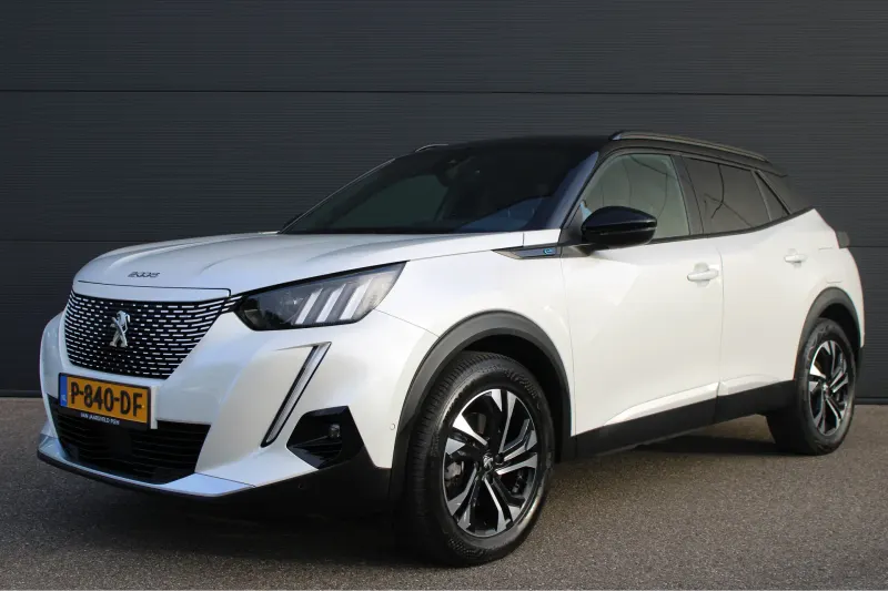 Peugeot e-2008 (2022)