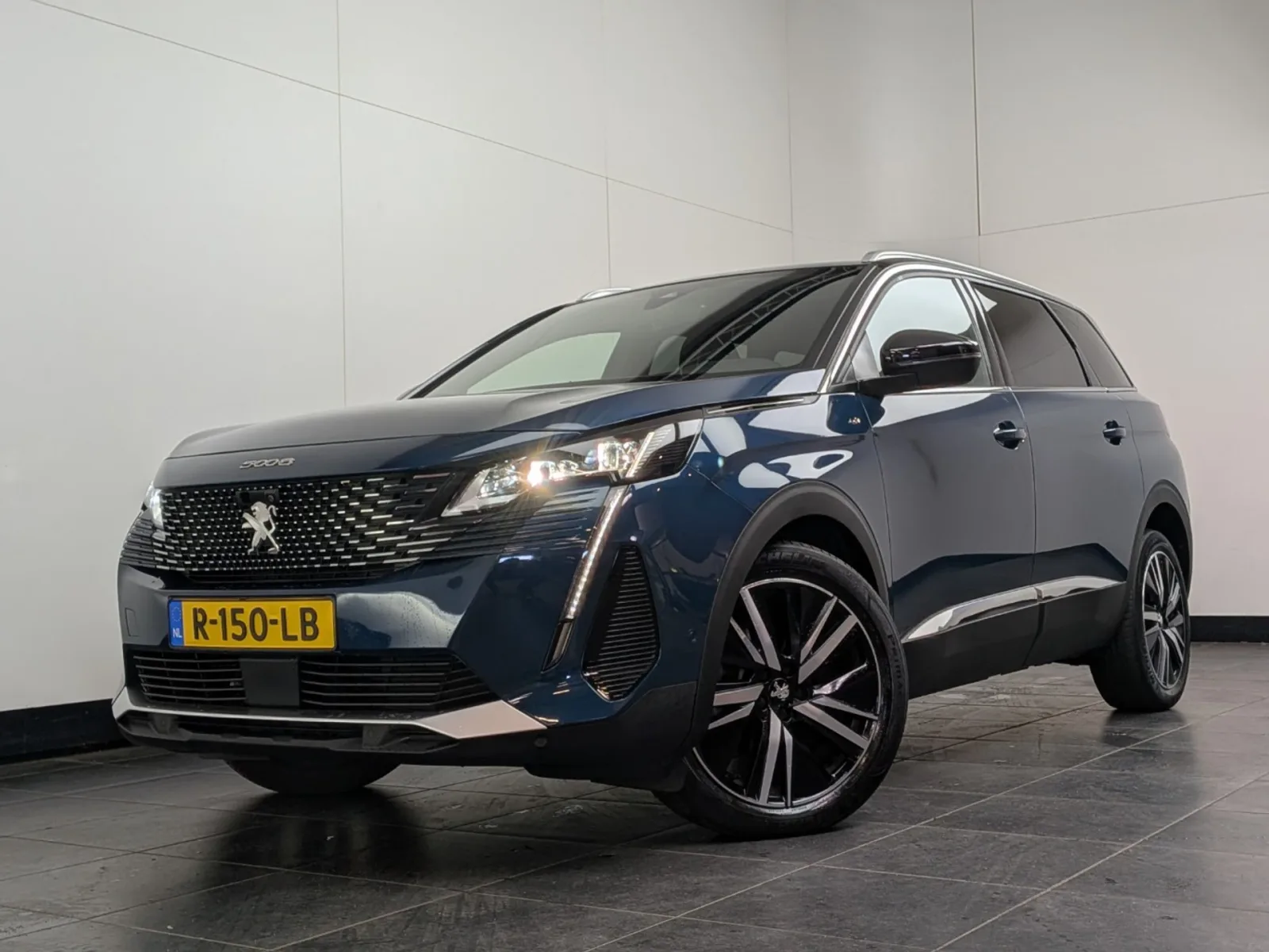 Peugeot 5008 (2022) — foto 1