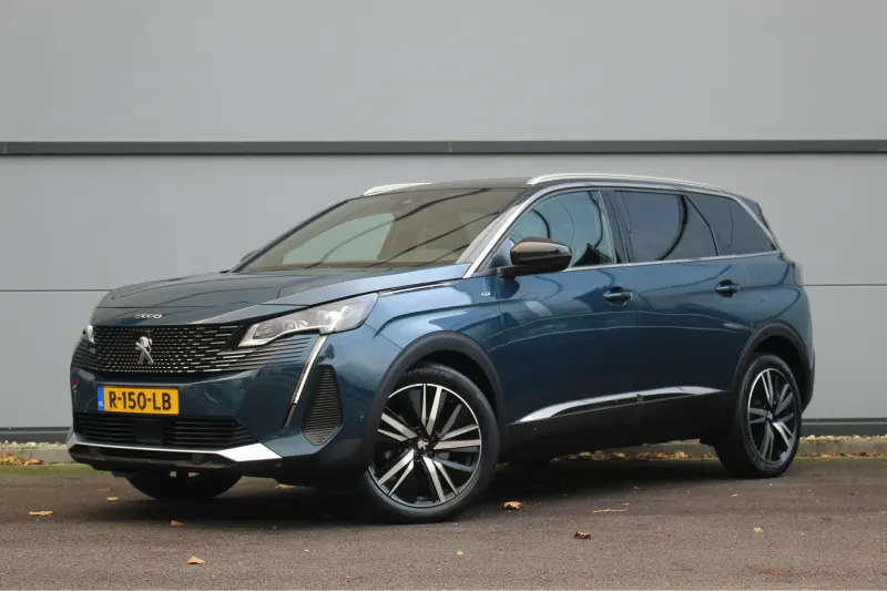 Peugeot 5008 (2022)