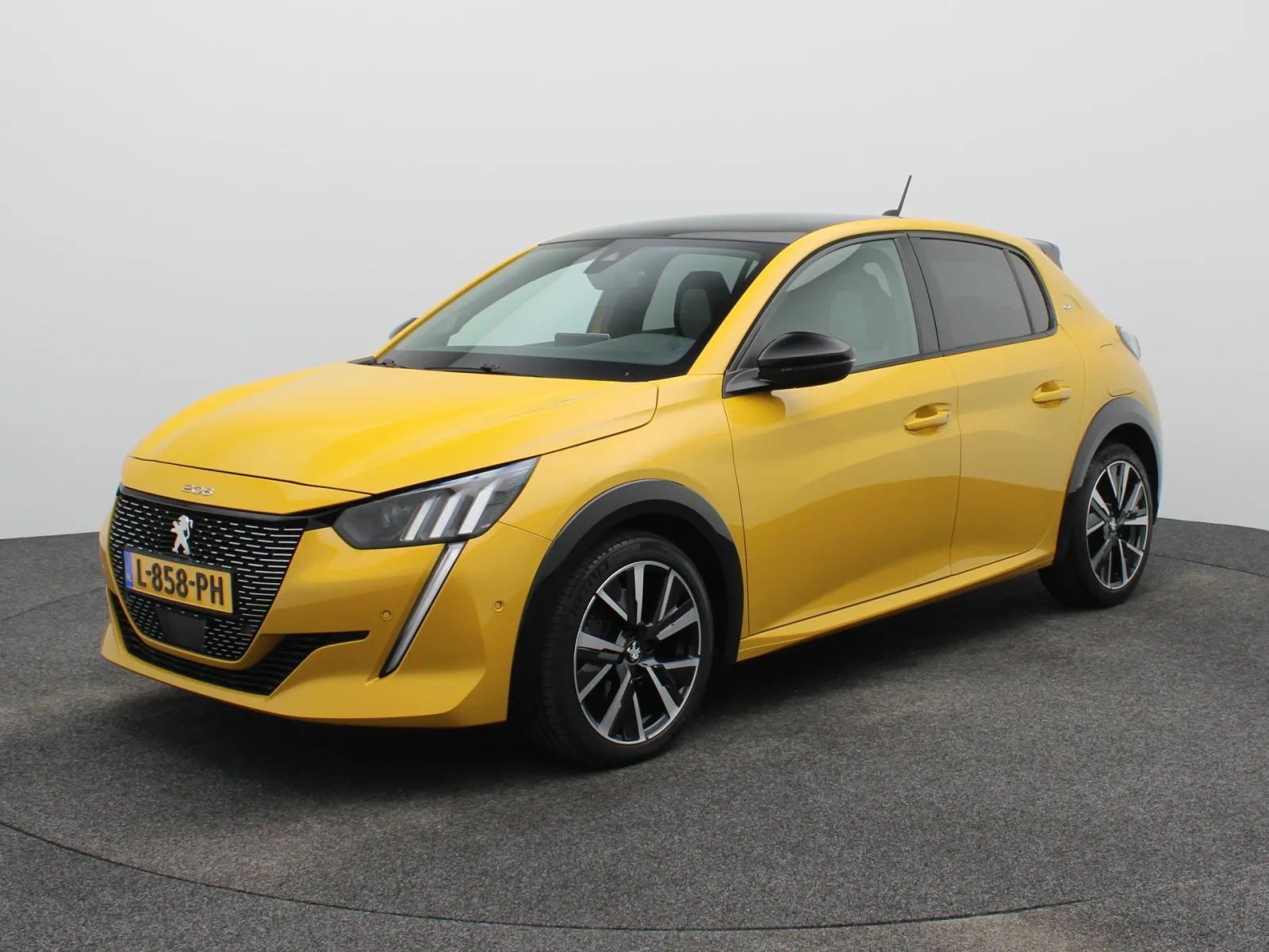 Peugeot 208 (2021) — foto 1