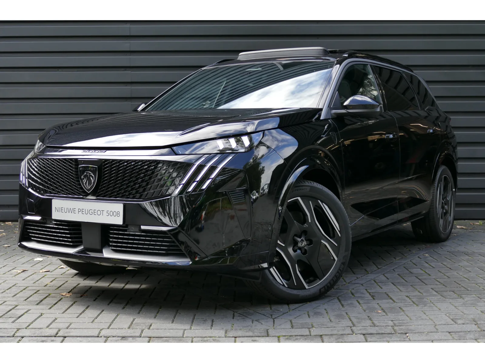 Peugeot E-5008 (2026) — foto 1