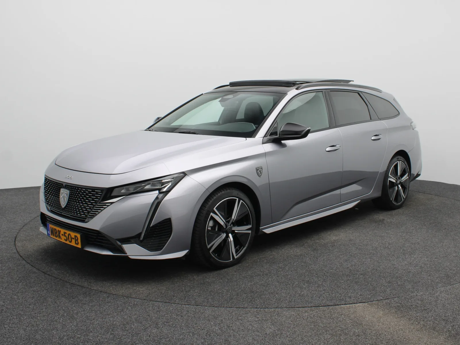 Peugeot 308 (2024) — foto 1