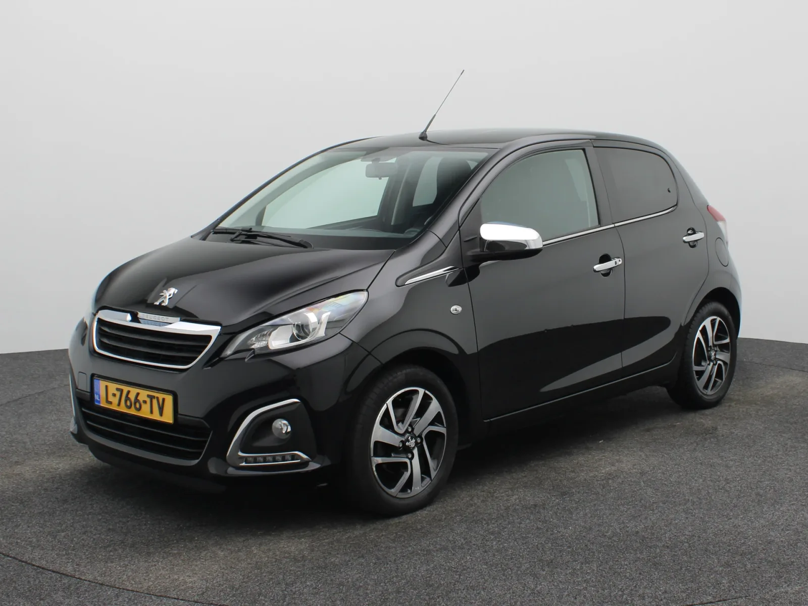 Peugeot 108 (2021) — foto 1