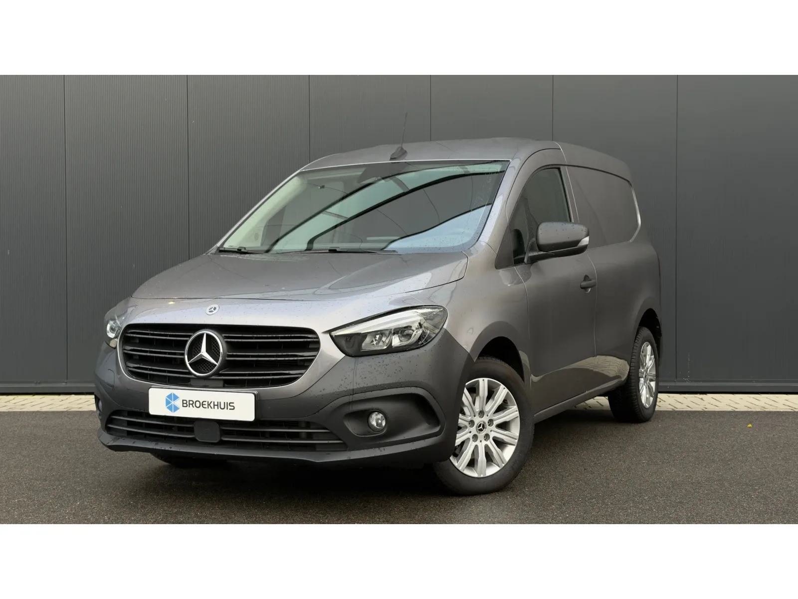 Mercedes-Benz Citan (2024) — foto 1