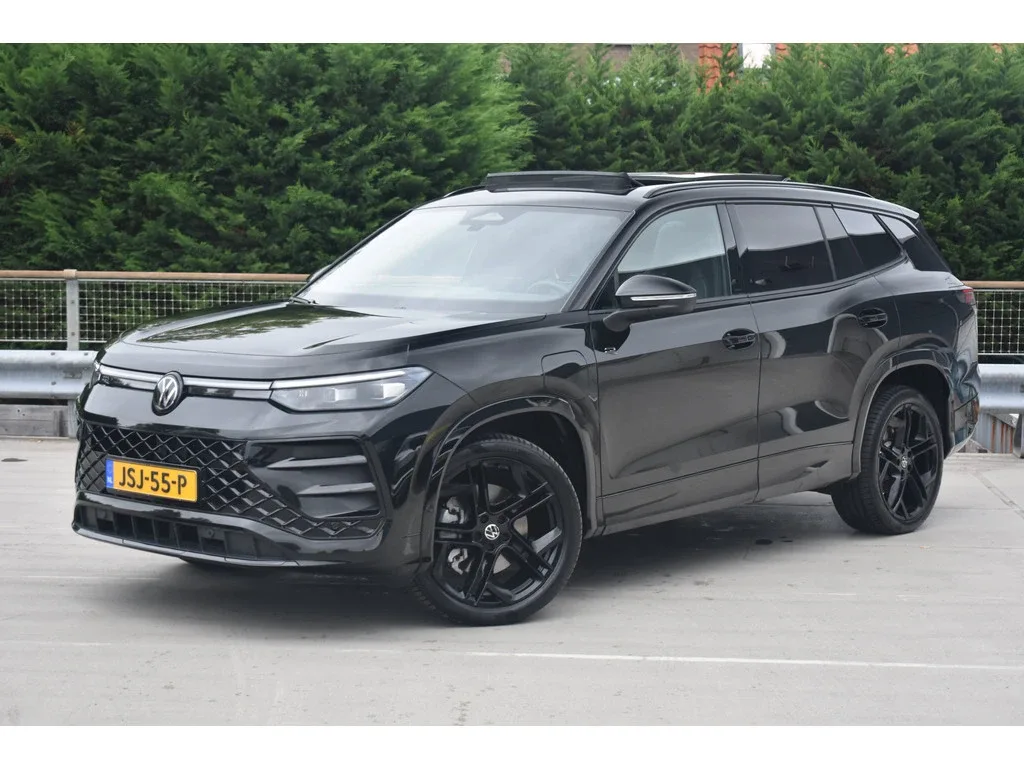 Volkswagen Tayron (2025) — foto 1