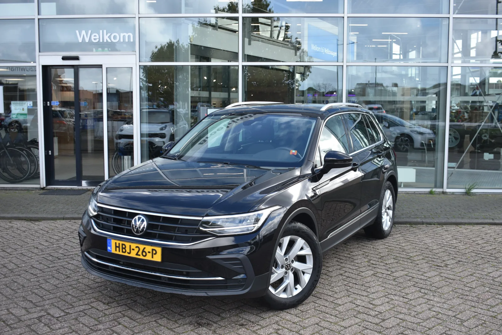 Volkswagen Tiguan (2023) — foto 1