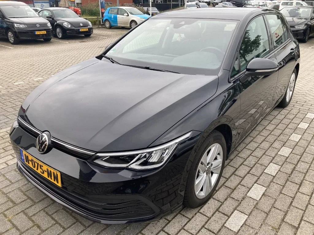 Volkswagen Golf (2020) — foto 1