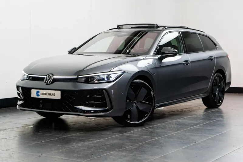 Volkswagen Passat (2025)