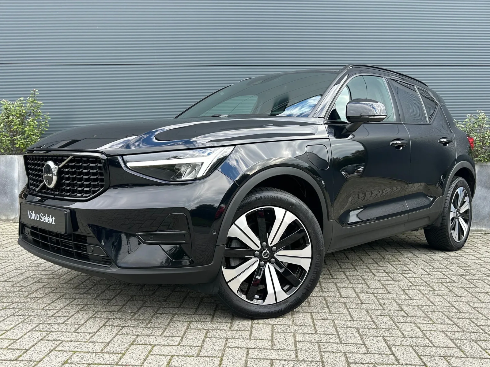 Volvo XC40 (2023) — foto 1