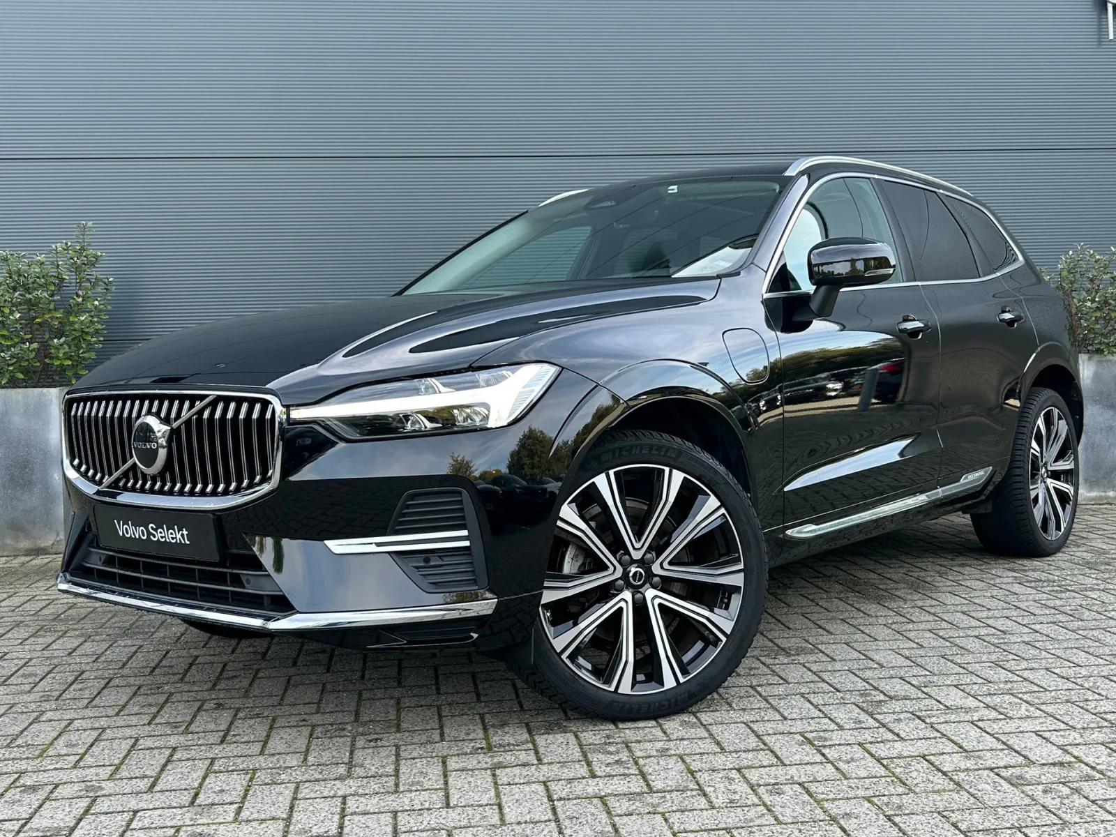 Volvo XC60 (2022) — foto 1