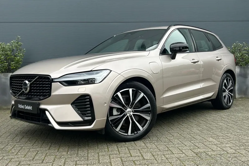 Volvo XC60 (2023)