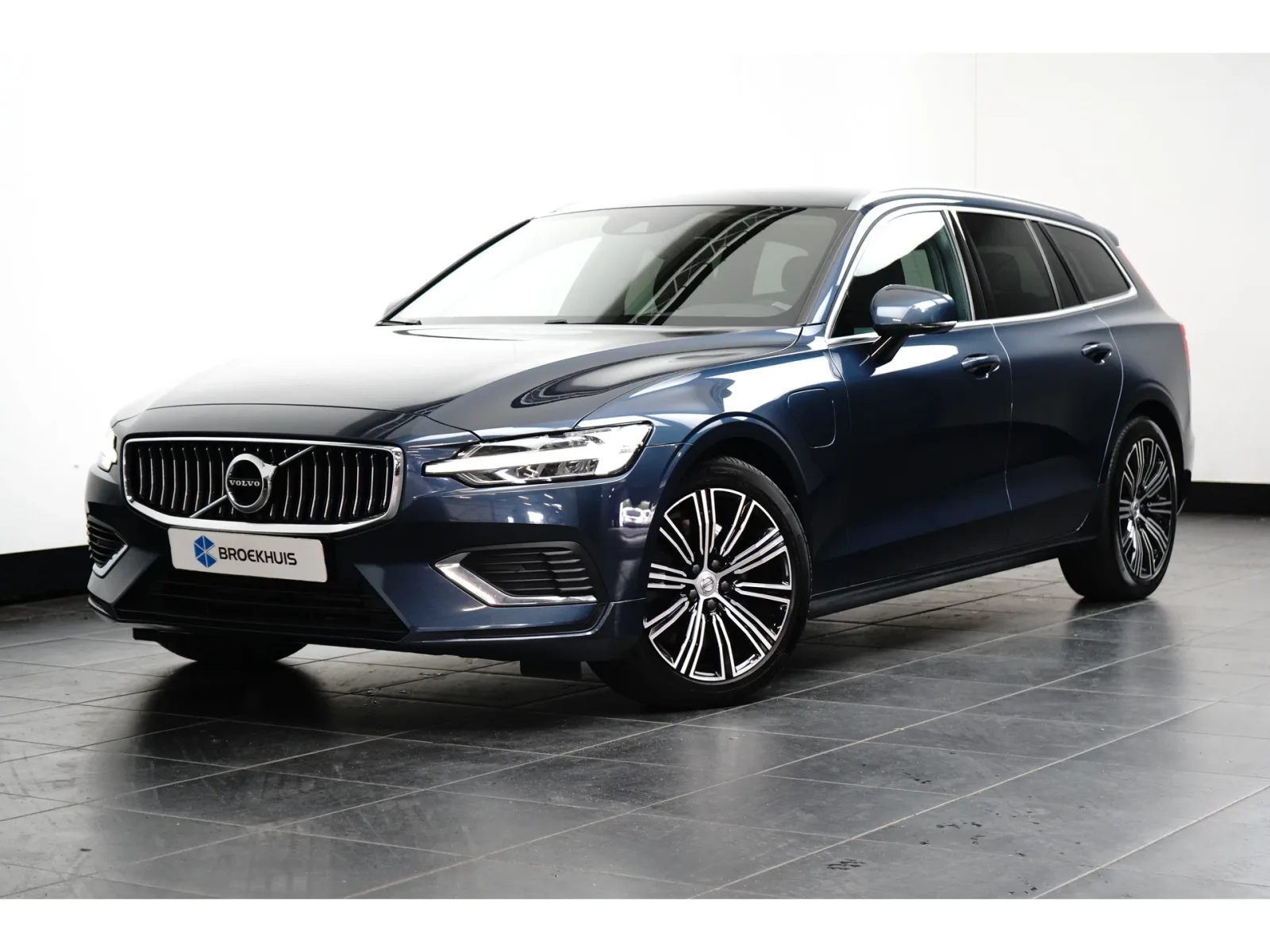 Volvo V60 (2021) — foto 1