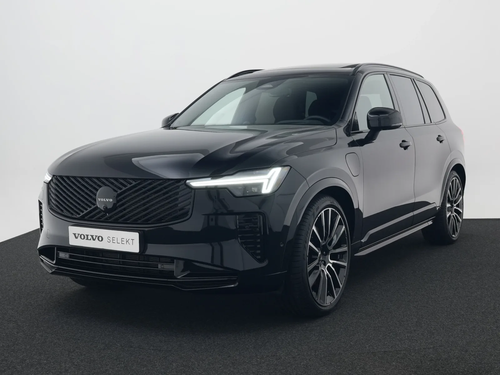 Volvo XC90 (2026) — foto 1