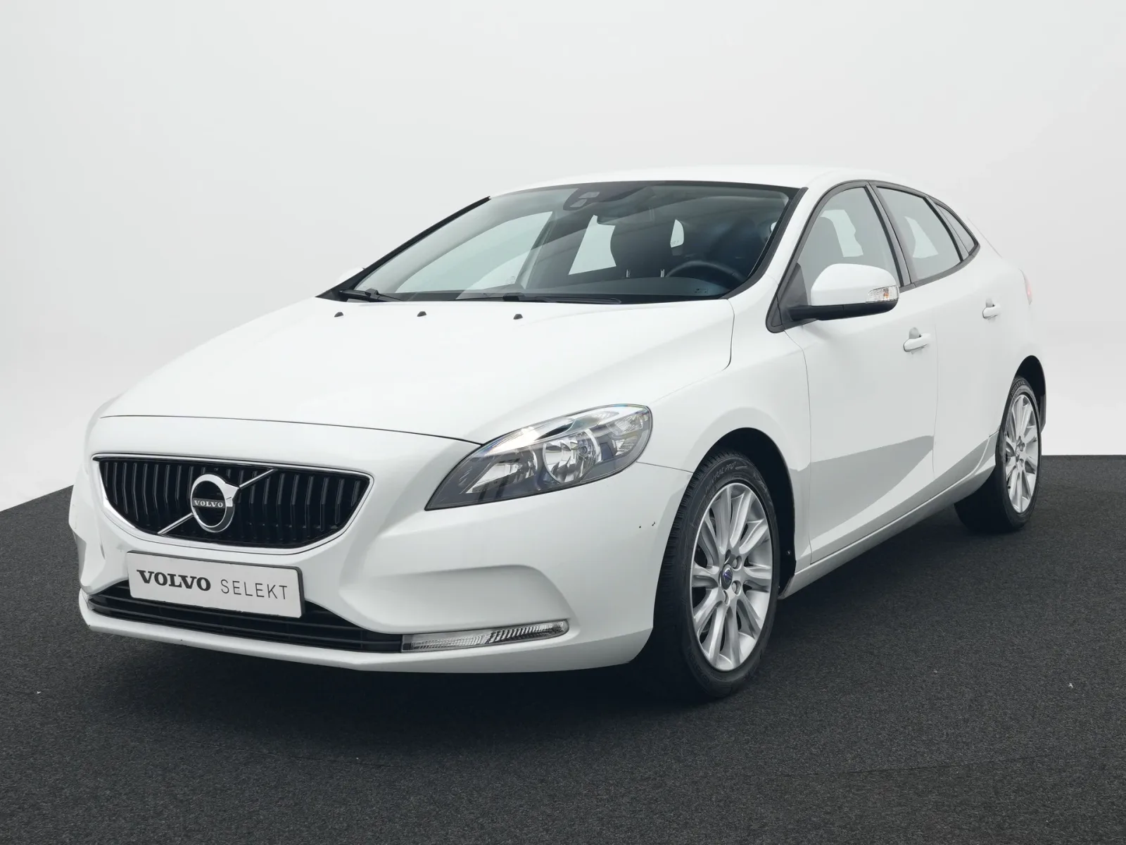 Volvo V40 (2016) — foto 1