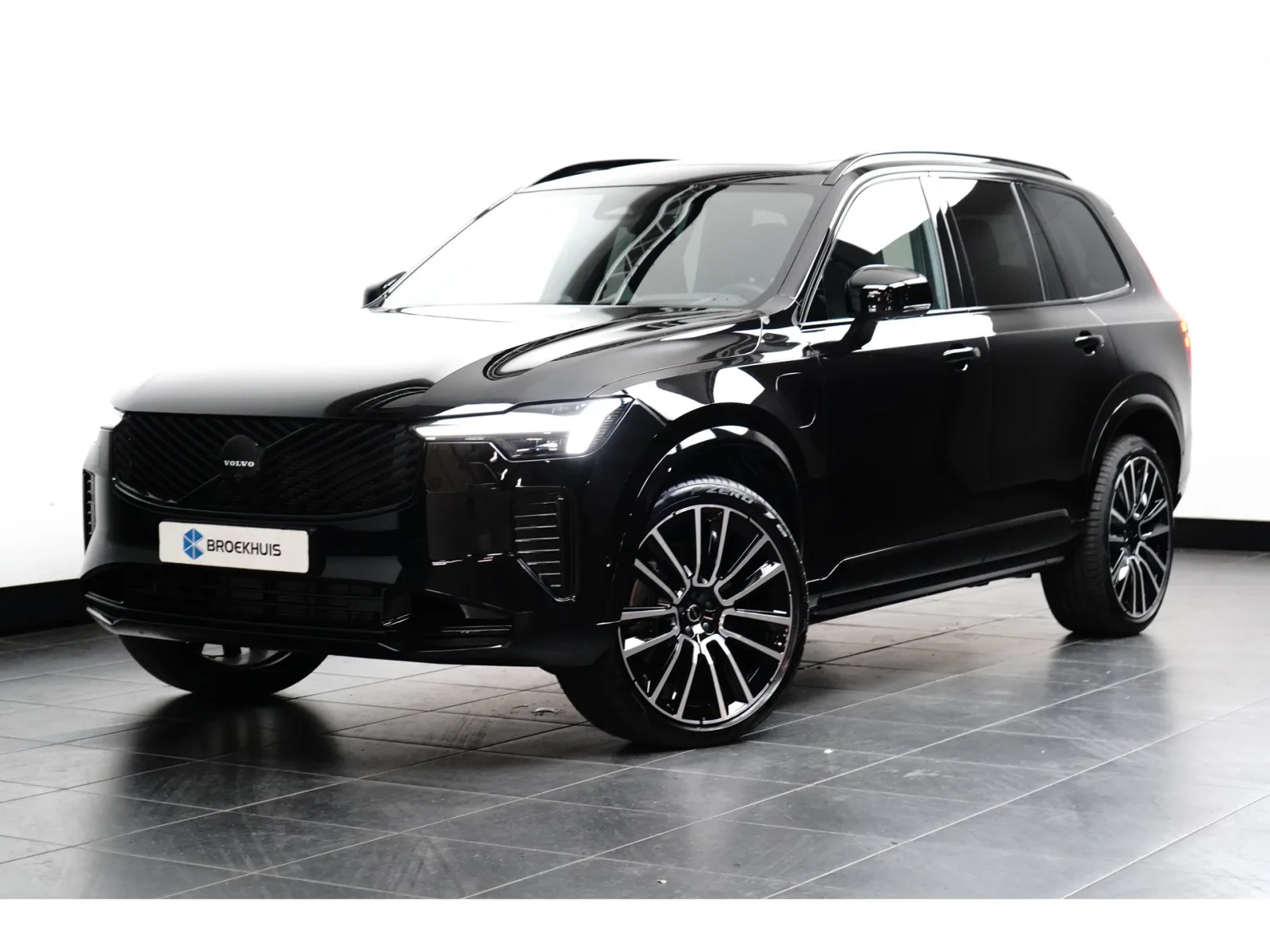 Volvo XC90 (2026) — foto 1