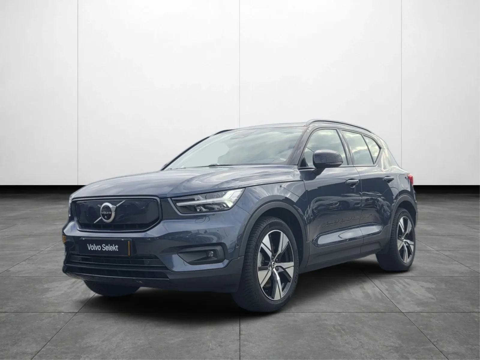 Volvo XC40 (2021) — foto 1