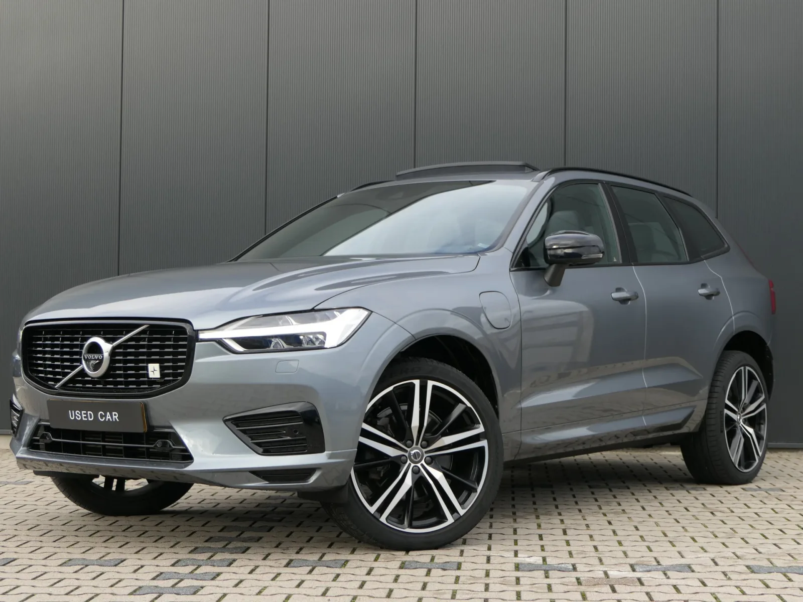 Volvo XC60 (2020) — foto 1