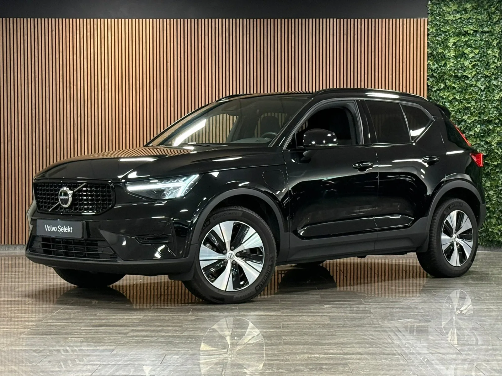 Volvo XC40 (2022) — foto 1