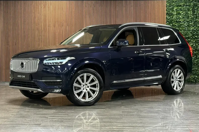 Volvo XC90 (2015)