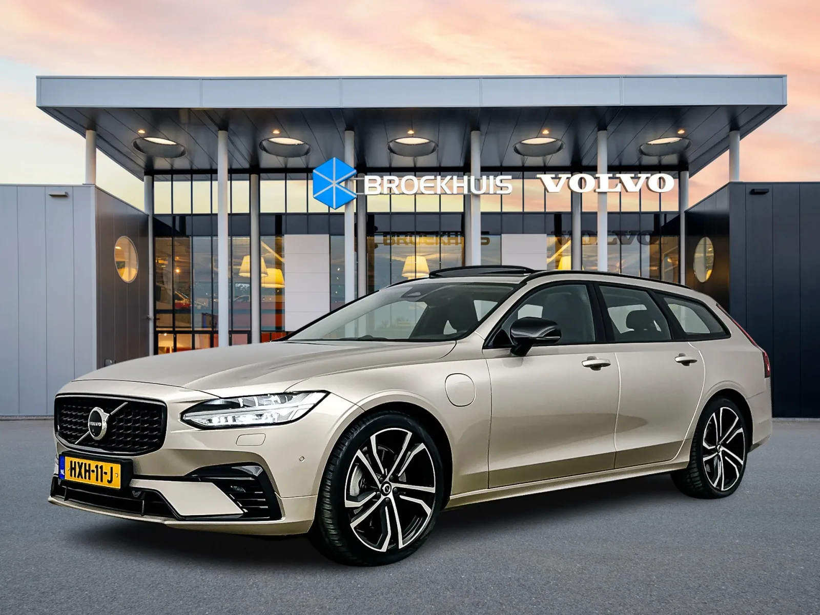 Volvo V90 (2025) — foto 1