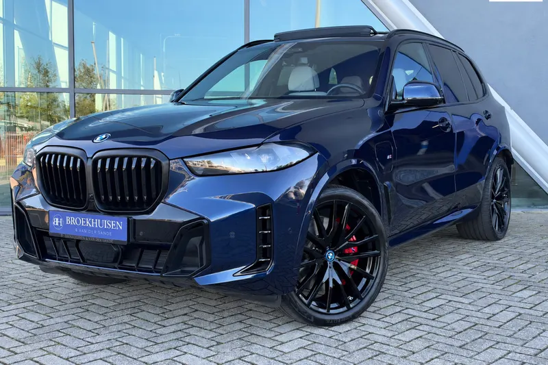BMW X5 (2025)